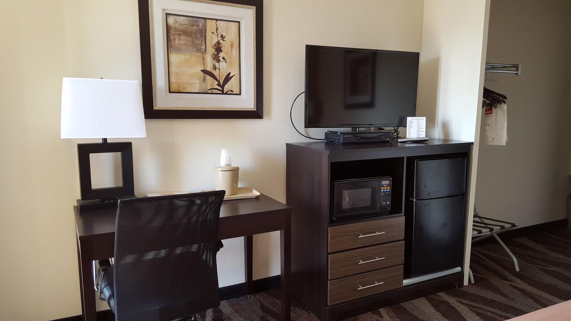 Econo Lodge Glade Springs I-81 Eksteriør bilde