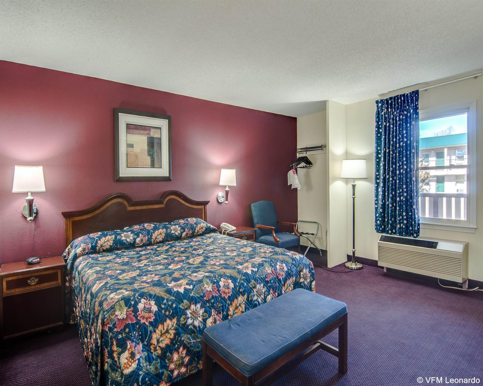 Econo Lodge Glade Springs I-81 Eksteriør bilde